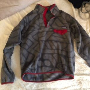 Patagonia pullover